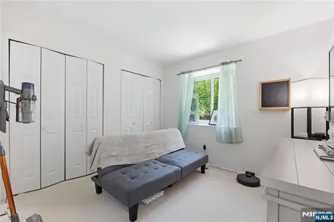 26 Driftwood Drive Franklin NJ 08873