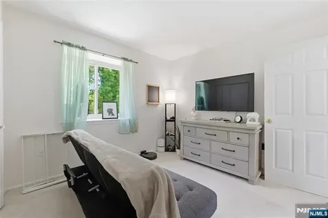 26 Driftwood Drive Franklin NJ 08873