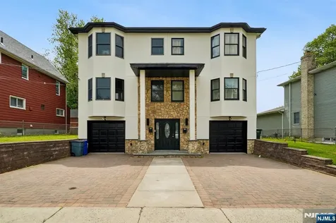 268 Bell Avenue Lodi NJ 07644