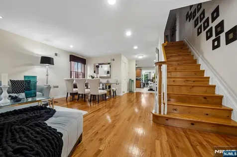 268 Bell Avenue Lodi NJ 07644