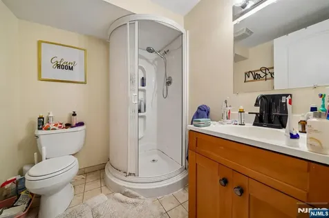 268 Bell Avenue Lodi NJ 07644