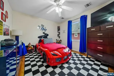 268 Bell Avenue Lodi NJ 07644