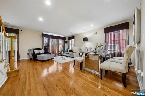 268 Bell Avenue Lodi NJ 07644