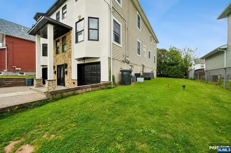 268 Bell Avenue Lodi NJ 07644