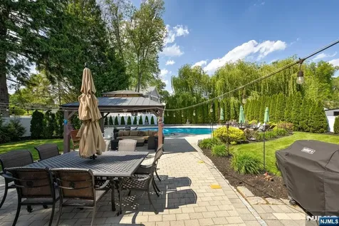 11 Carlisle Road Wayne NJ 07470
