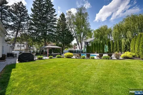 11 Carlisle Road Wayne NJ 07470