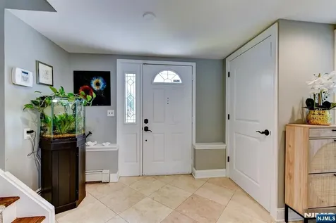 11 Carlisle Road Wayne NJ 07470
