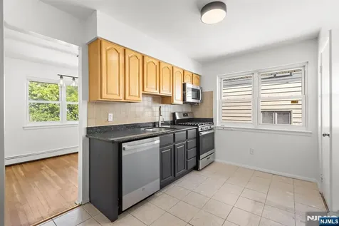 54 W Columbia Avenue Palisades Park NJ 07650