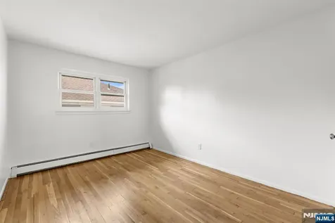 54 W Columbia Avenue Palisades Park NJ 07650