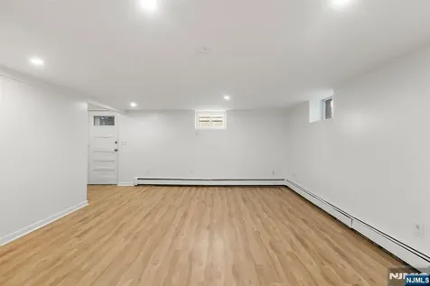 54 W Columbia Avenue Palisades Park NJ 07650