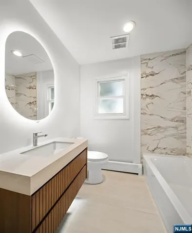 54 W Columbia Avenue Palisades Park NJ 07650