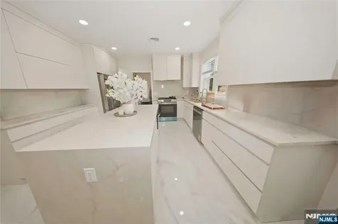 596 Moonachie Avenue Wood Ridge NJ 07075