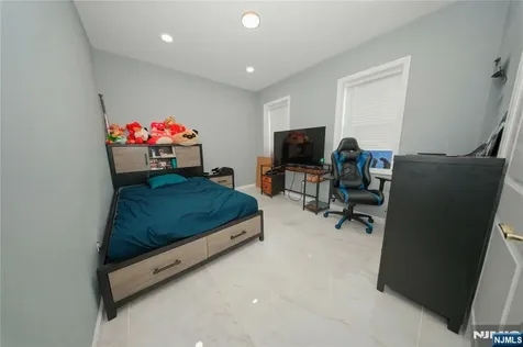 596 Moonachie Avenue Wood Ridge NJ 07075