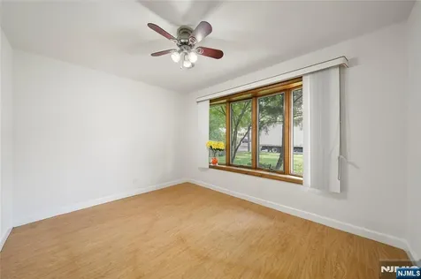 22 Kendrick Street Paramus NJ 07652