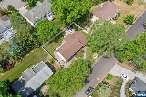 22 Kendrick Street Paramus NJ 07652