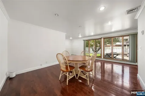 22 Kendrick Street Paramus NJ 07652