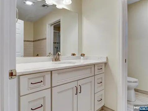 15 Woodrow Place West Caldwell NJ 07006