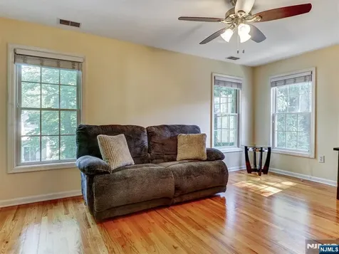 15 Woodrow Place West Caldwell NJ 07006