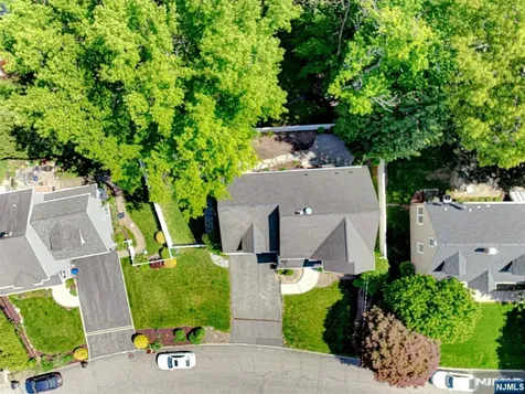 15 Woodrow Place West Caldwell NJ 07006