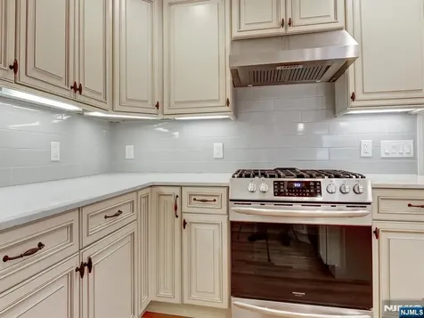 15 Woodrow Place West Caldwell NJ 07006