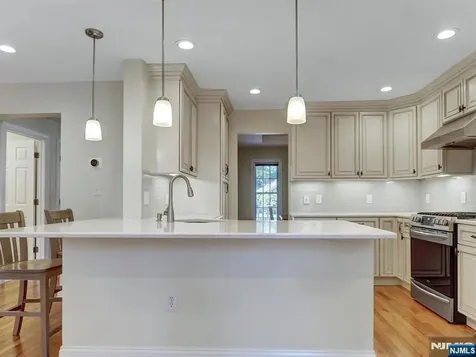 15 Woodrow Place West Caldwell NJ 07006