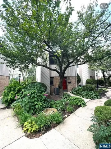 2183 Ellery Avenue Fort Lee NJ 07024