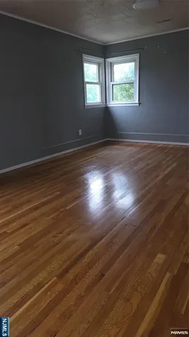5 General Karge Court Elizabeth NJ 07202