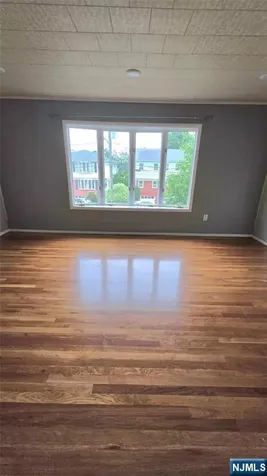 5 General Karge Court Elizabeth NJ 07202