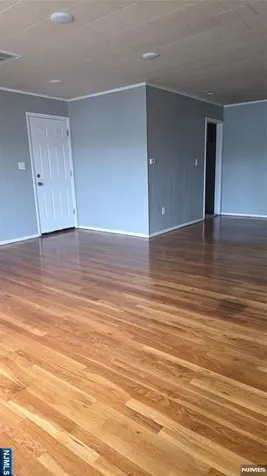 5 General Karge Court Elizabeth NJ 07202