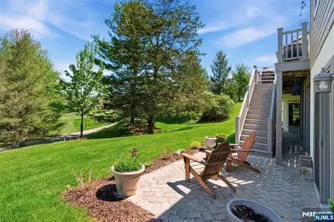 14 Wentworth Court Hamburg NJ 07419