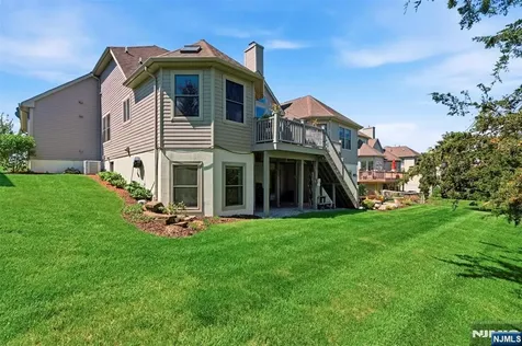 14 Wentworth Court Hamburg NJ 07419