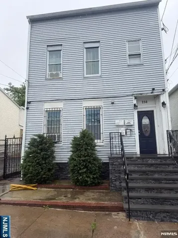 256 Van Houten Street Paterson NJ 07501