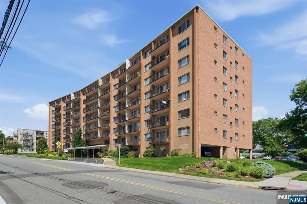265 Main Street Ridgefield Park NJ 07660