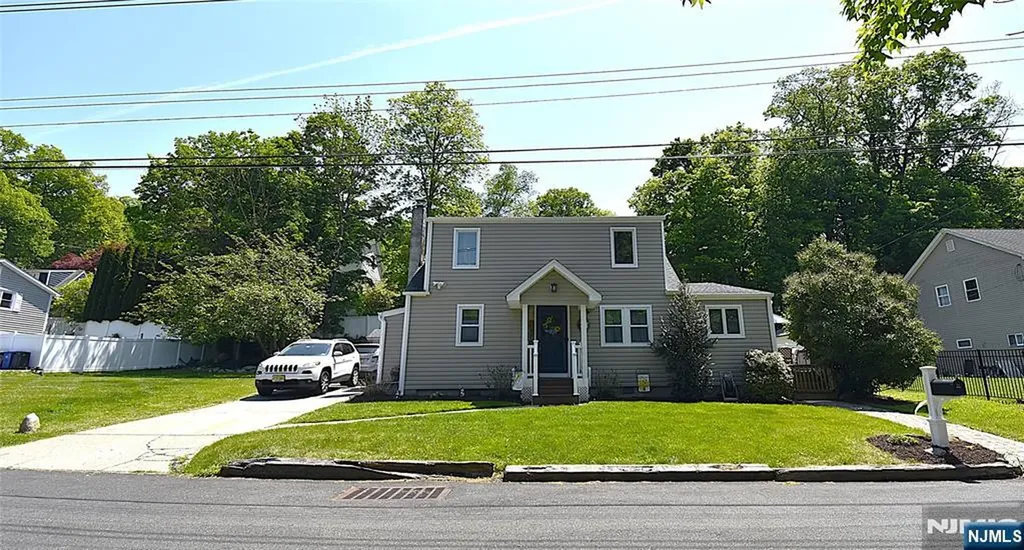 33 Alabama Avenue Jefferson Township NJ 07849