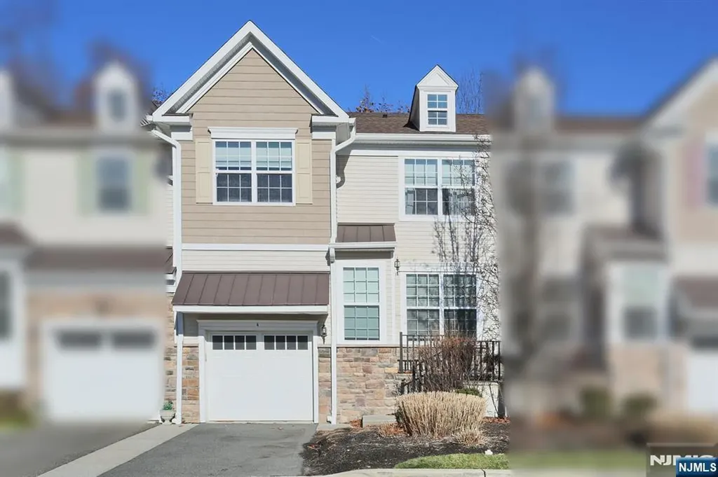 4 Masterson Court Waldwick NJ 07463