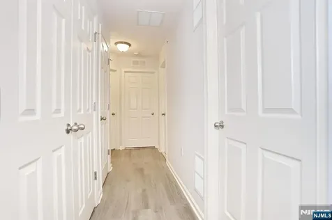 4 Masterson Court Waldwick NJ 07463