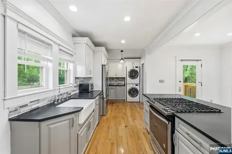 9 Belden Place Norwood NJ 07648