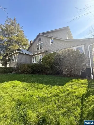 12 Hillcrest Road Maplewood NJ 07040