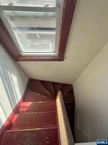 12 Hillcrest Road Maplewood NJ 07040