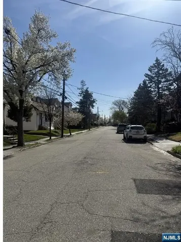 12 Hillcrest Road Maplewood NJ 07040