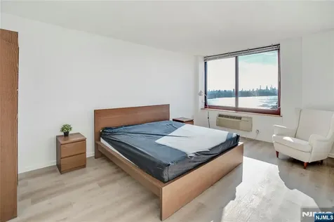 100 Old Palisade Road Fort Lee NJ 07024