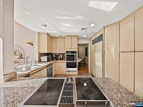 708 Ashmont Road Franklin Lakes NJ 07417