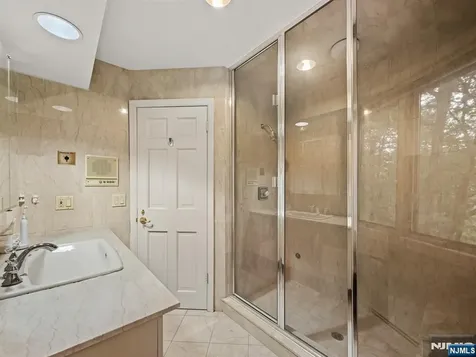 708 Ashmont Road Franklin Lakes NJ 07417