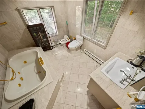 708 Ashmont Road Franklin Lakes NJ 07417