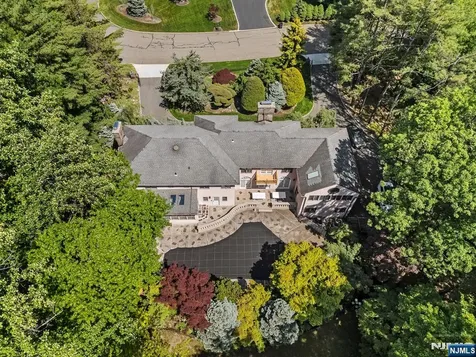708 Ashmont Road Franklin Lakes NJ 07417