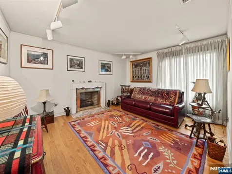 708 Ashmont Road Franklin Lakes NJ 07417