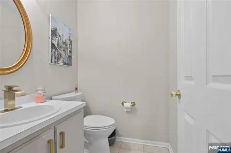 16 Franklin Court Montville Township NJ 07045