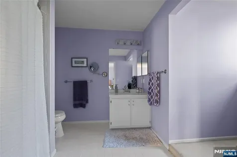 16 Franklin Court Montville Township NJ 07045
