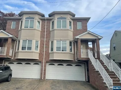 146B Morningside Lane Palisades Park NJ 07650
