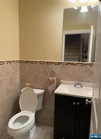 146B Morningside Lane Palisades Park NJ 07650